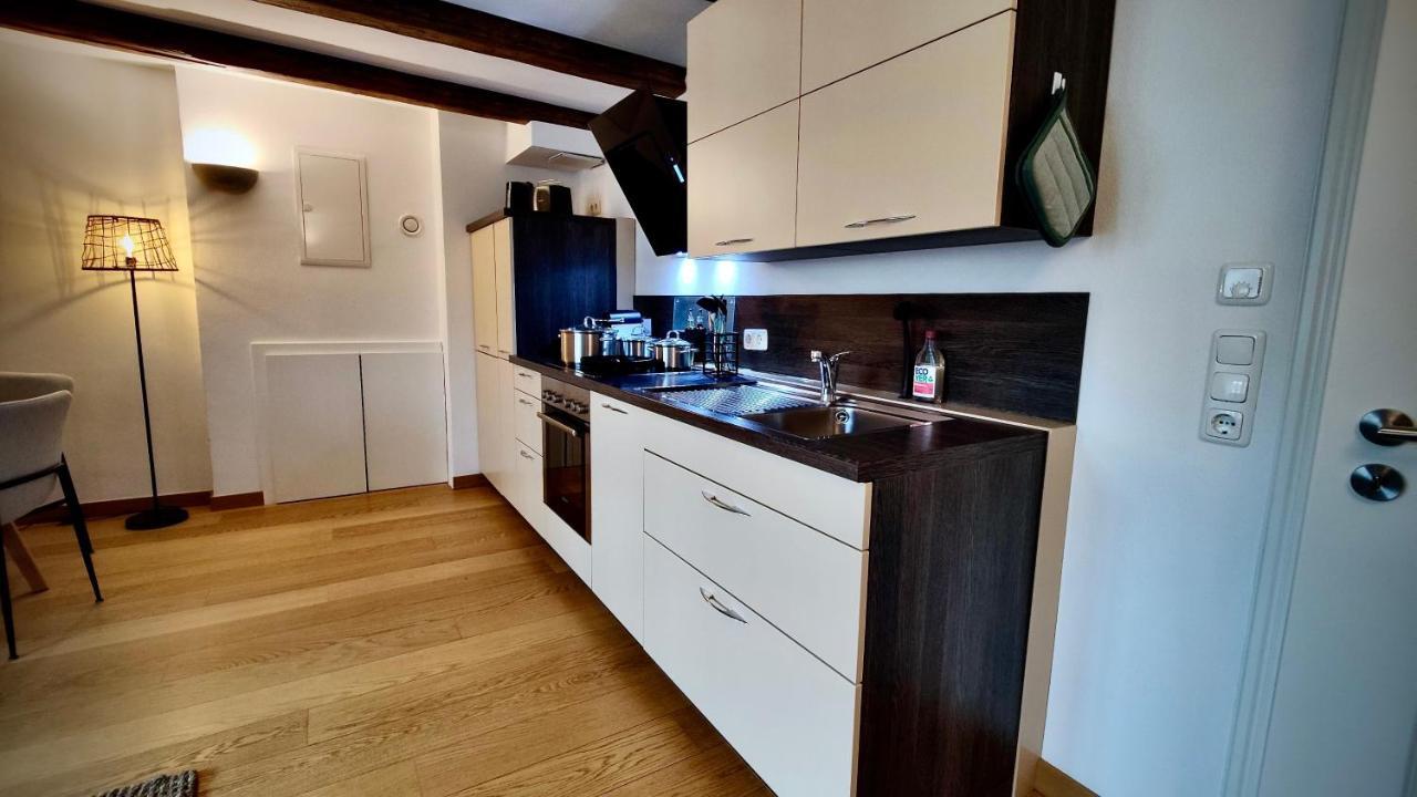 One Apartment'S⎢Neu+Zentral⎢Alberstplatz⎢Altbau Coburg Zewnętrze zdjęcie
